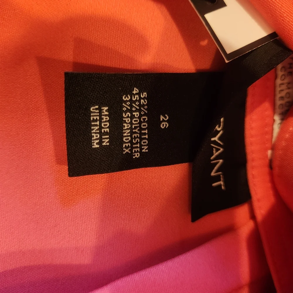 Lane Bryant pink skirt. Double weave fabric with great stretch.  Size 26.